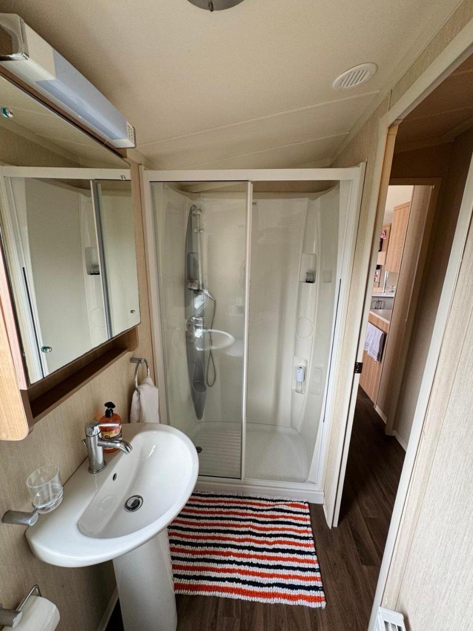 Relax & Dream Hotel Port Seton Luaran gambar